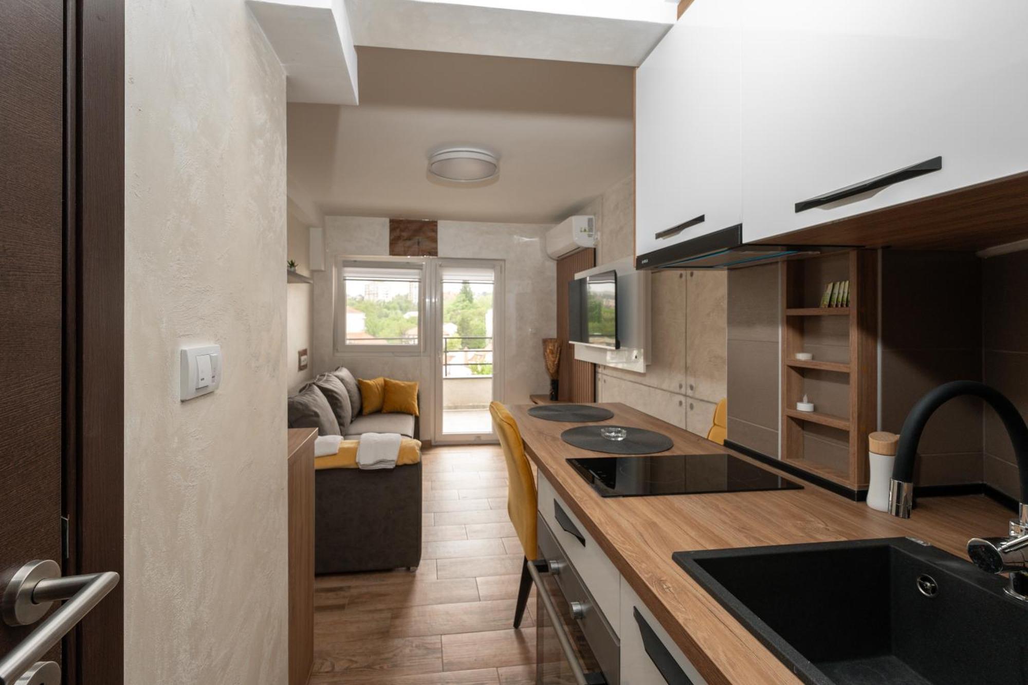 Comanda Luxury Apartments Belgrado Esterno foto