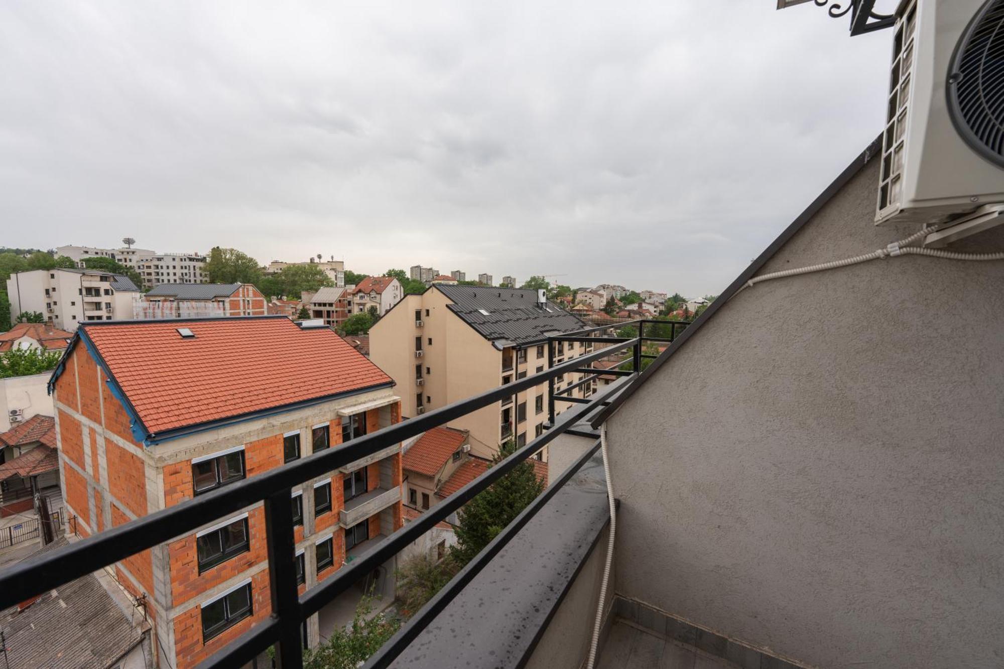 Comanda Luxury Apartments Belgrado Esterno foto