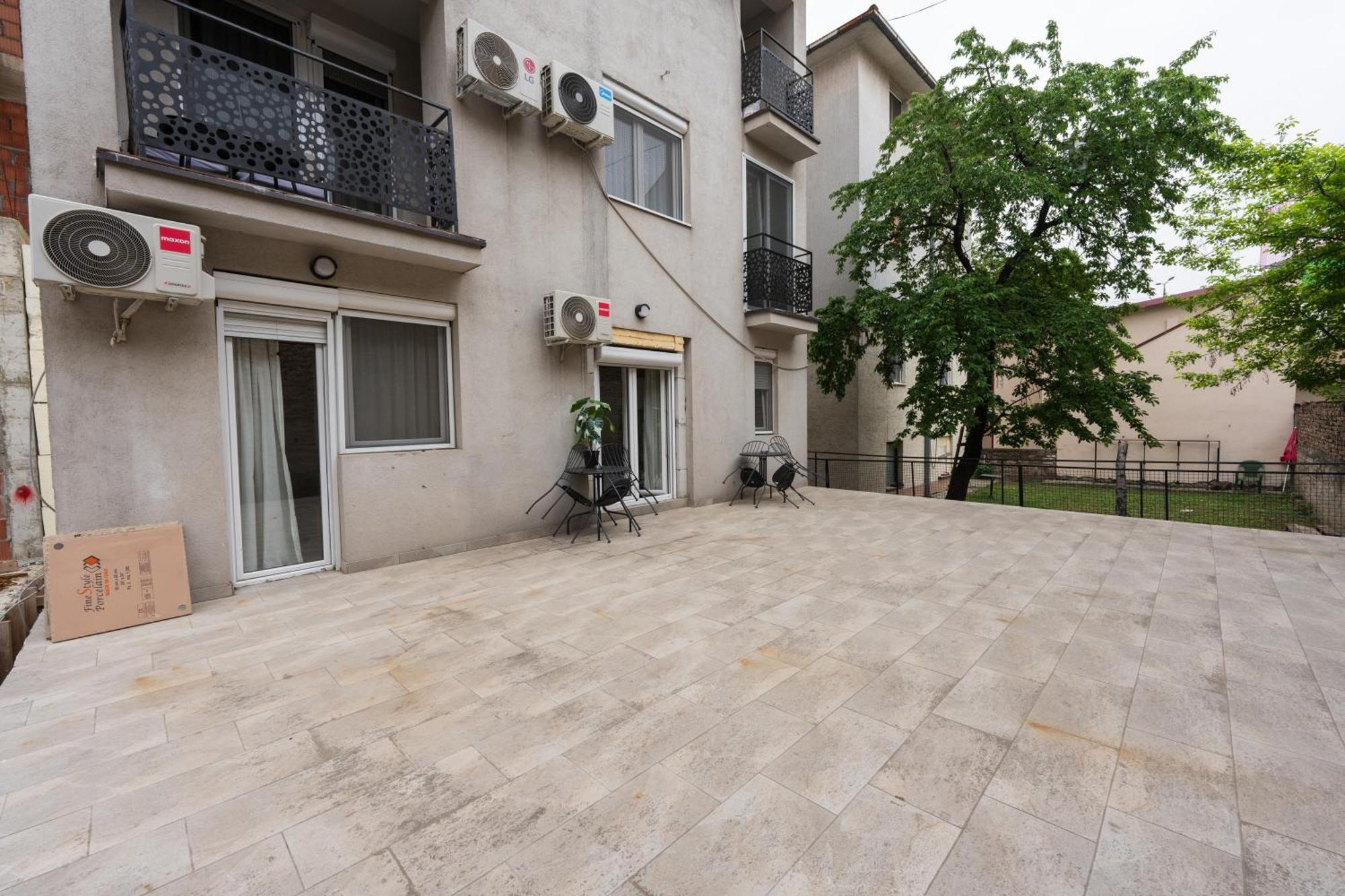 Comanda Luxury Apartments Belgrado Esterno foto